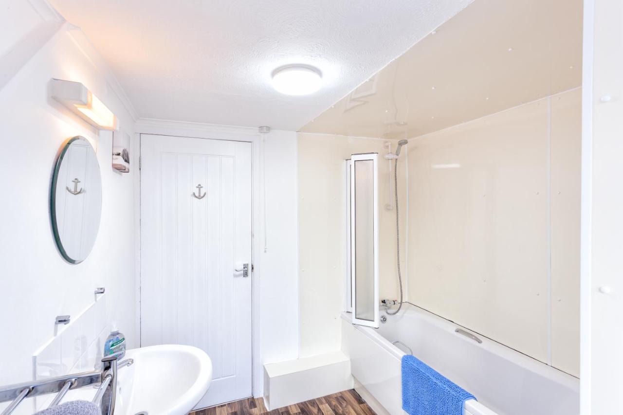 Ocean Backpackers Self-Catering Hostel イフラクーム エクステリア 写真