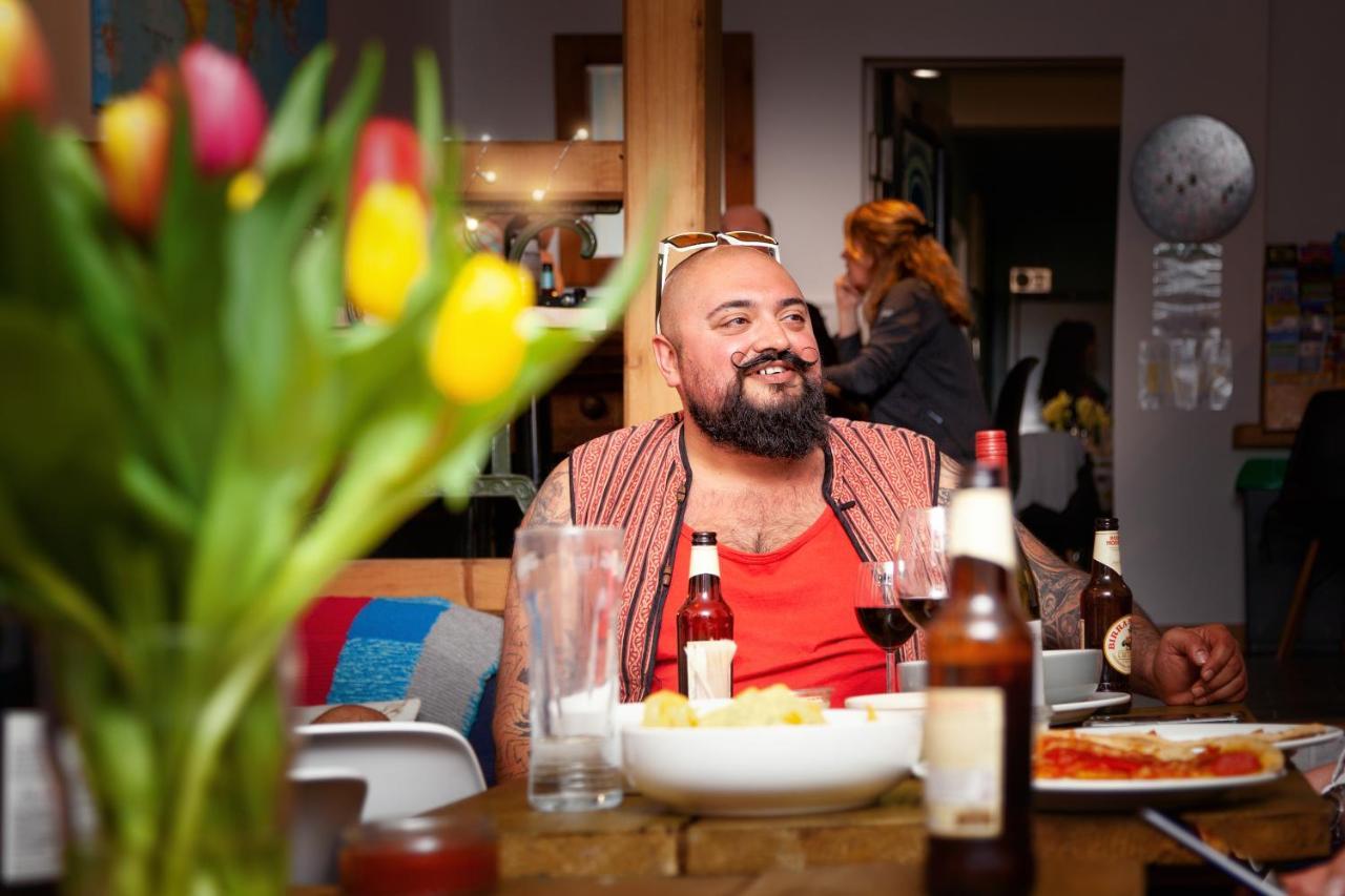 Ocean Backpackers Self-Catering Hostel イフラクーム エクステリア 写真