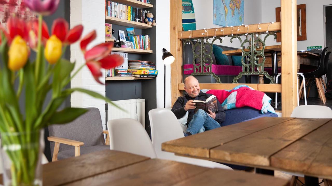 Ocean Backpackers Self-Catering Hostel イフラクーム エクステリア 写真