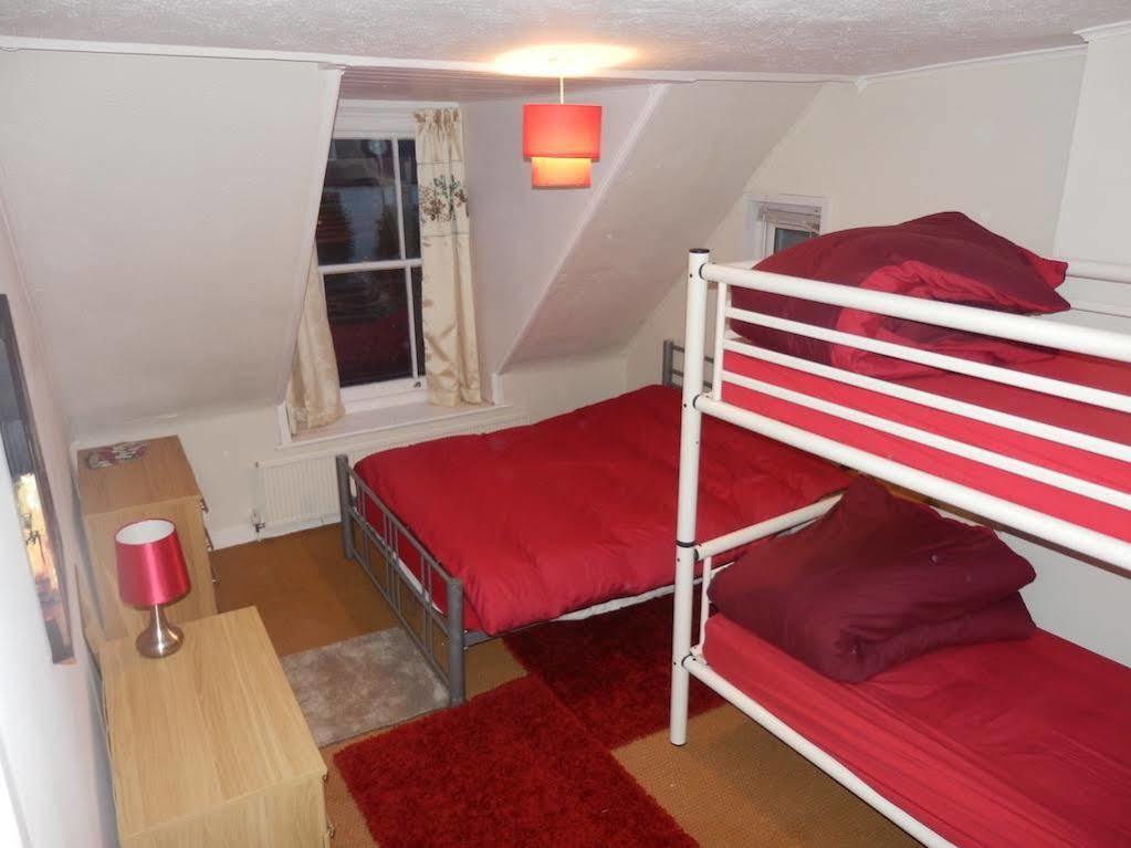 Ocean Backpackers Self-Catering Hostel イフラクーム エクステリア 写真