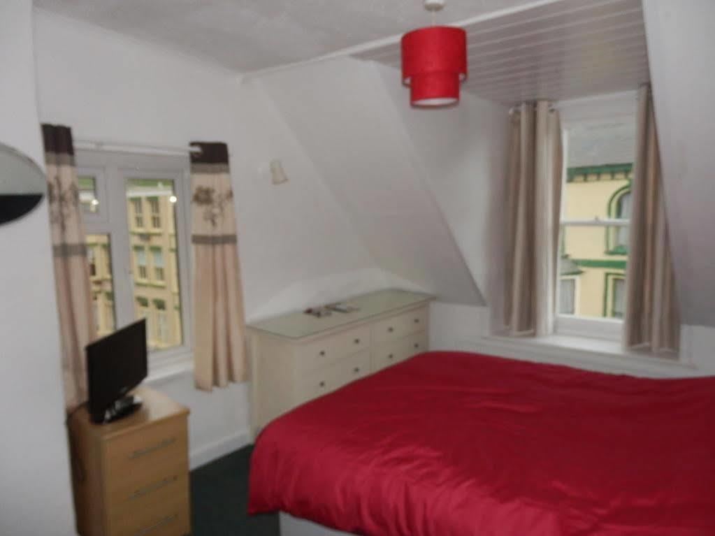 Ocean Backpackers Self-Catering Hostel イフラクーム エクステリア 写真